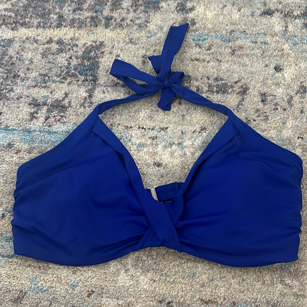 Athleta Halter Bikini top Size 38D/DD